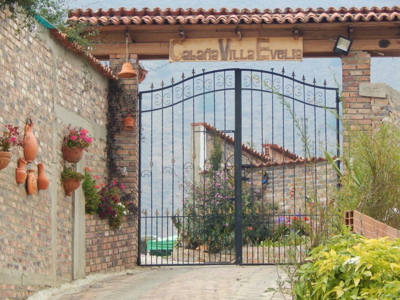 אקיטניה Villa Evelia מראה חיצוני תמונה
